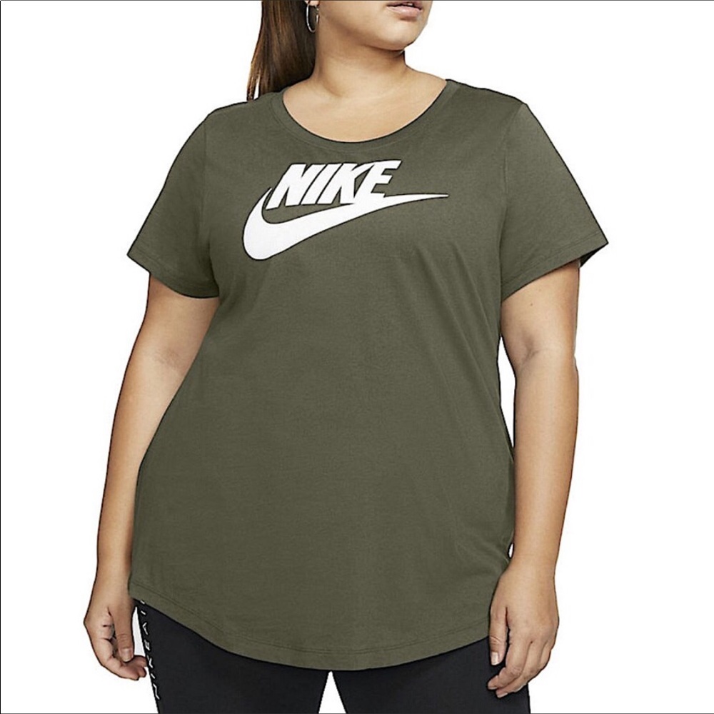 The Nike Tee
